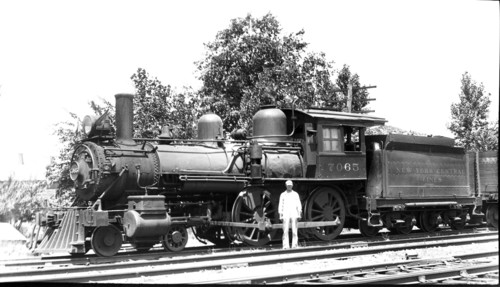 New York Central Lines no. 7065 [4-4-0]