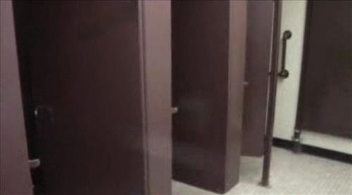 Rehabilitation of the Visitor Center comfort station at Great Falls Park