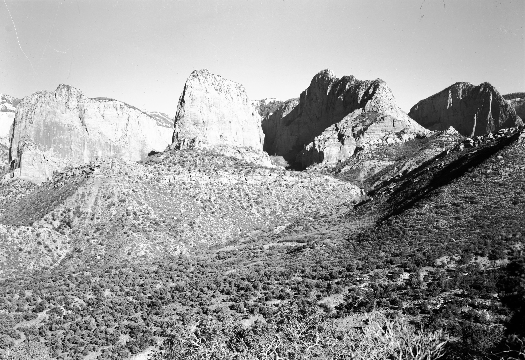 Tucupit Point, Paria Point and Beatty Point. Middle (left) and south forks of Dry Creek. North Fork Timber Creek (upper right).