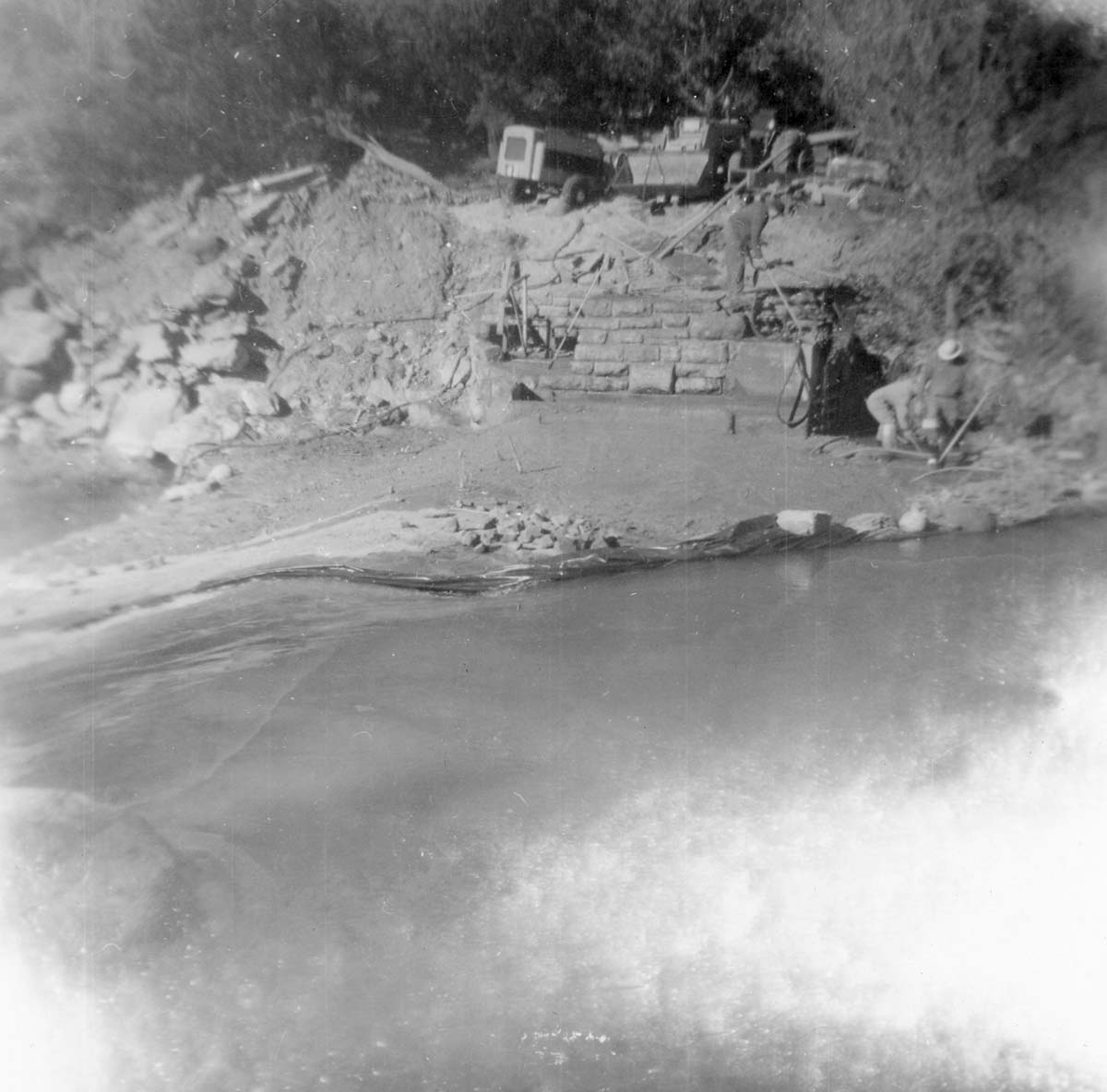 BW photo of the construction/modification of the Canyon Junction Spillway on the Virgin River.