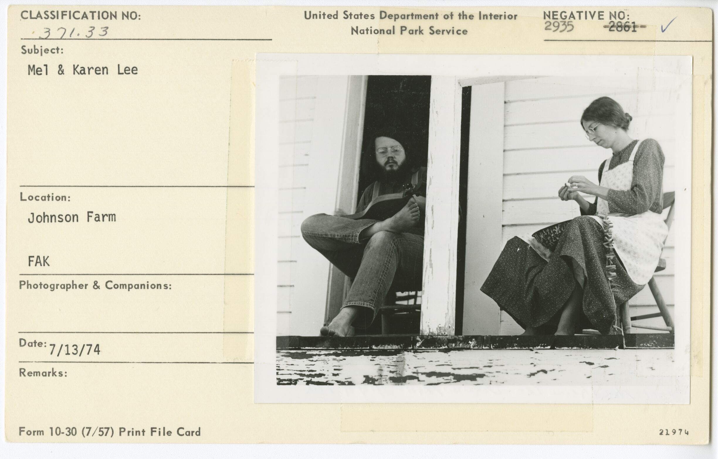 Mel and Karen Lee demonstrating life at Johnson Farm