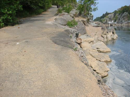 Construction of Sandy Landing ramp extension At Great Falls, VA
