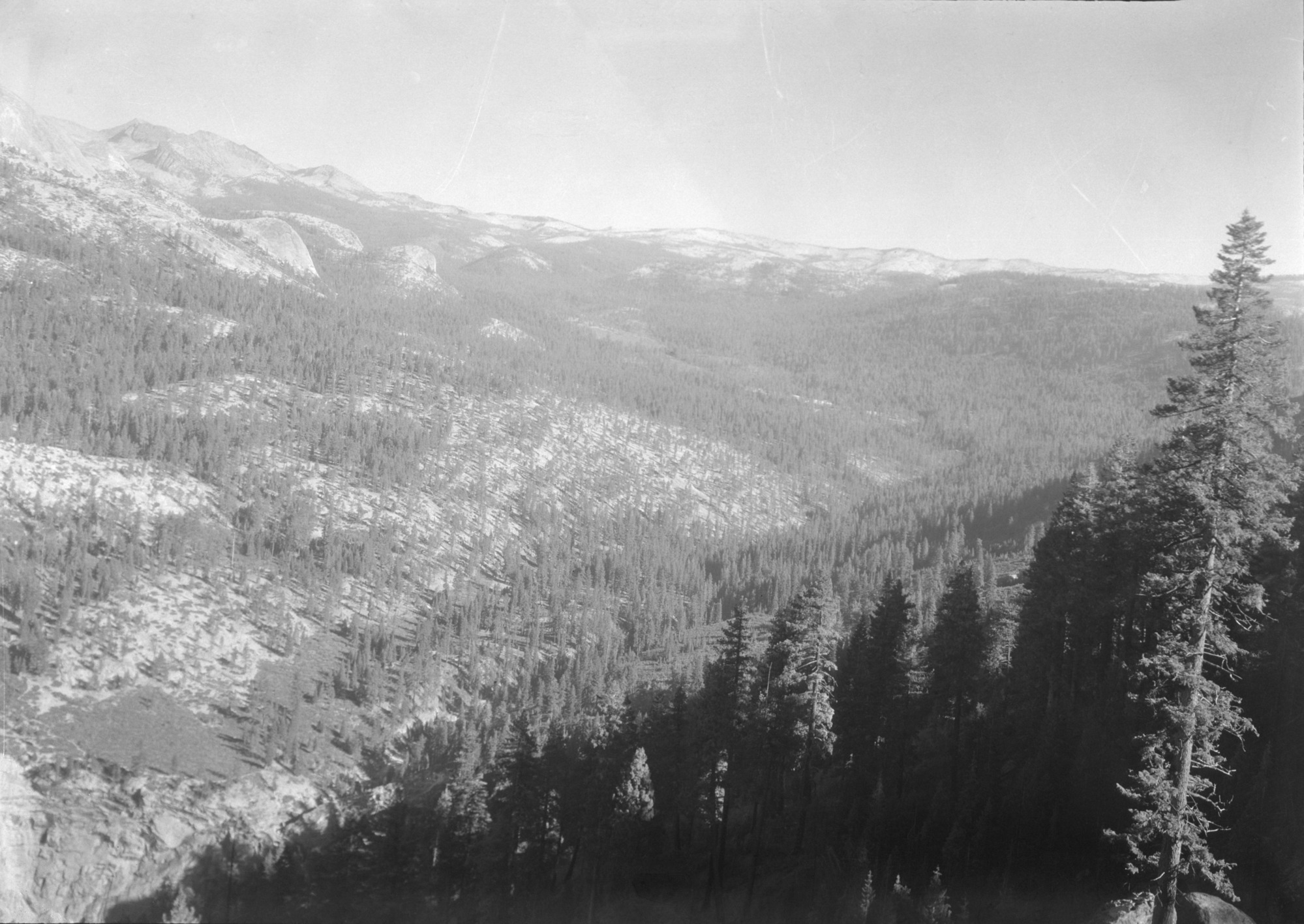 Glacier Point- "Little Yosemite Road". View up Illilouette Creek from Washburn Point.; Copy Neg: Leroy Radanovich, August 2000