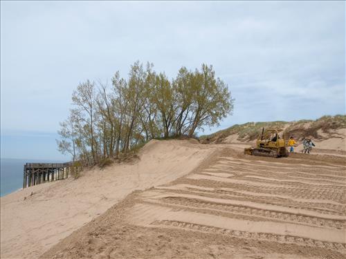 SLBE Pierce Stocking Scenic Drive - #9 Lake Michigan Overlook Spring Preparation