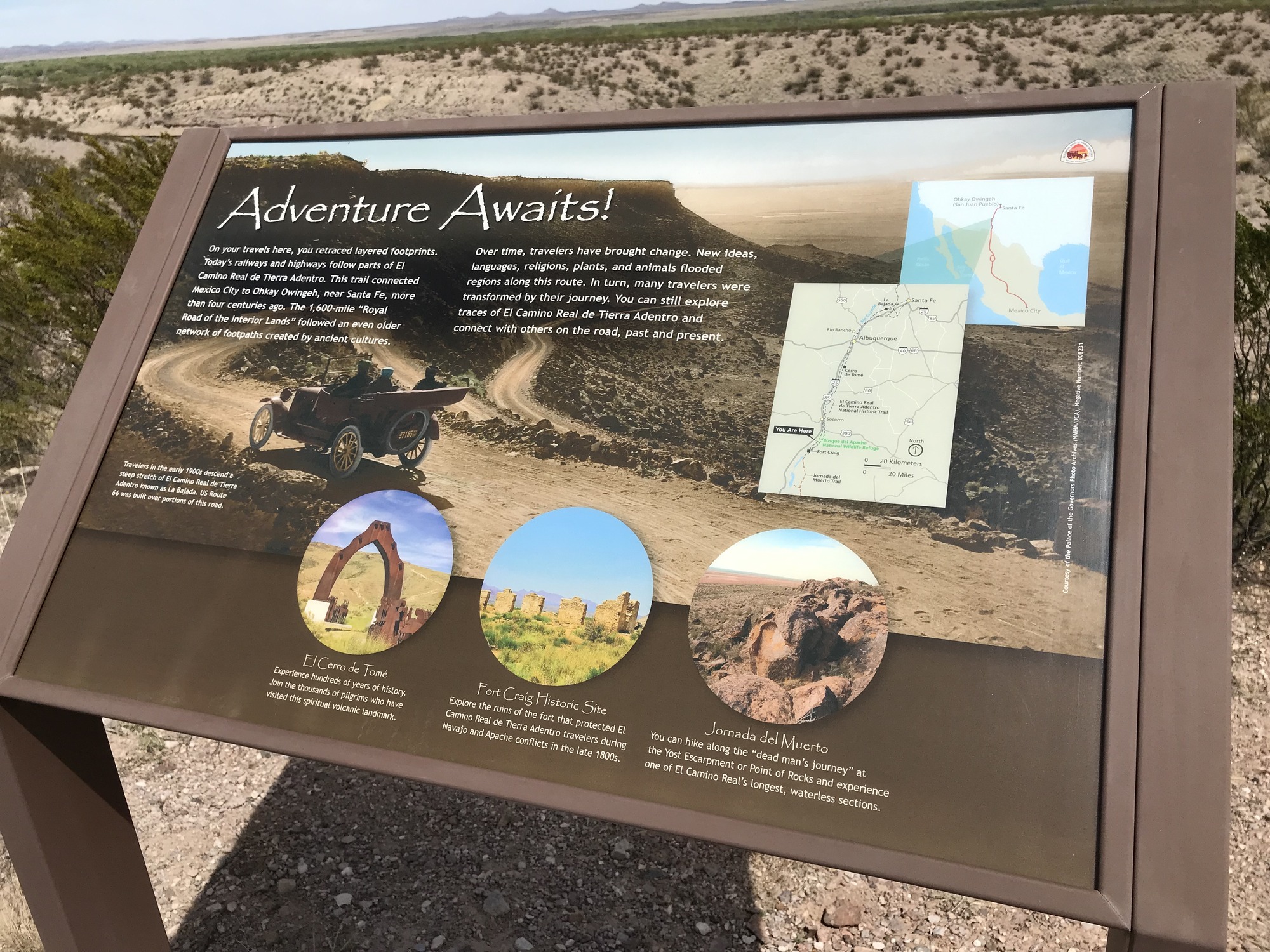 A wayside explaining the path of El Camino Real de Tierra Adentro National Historic Trail at Bosque del Apache in Socorro County, NM
