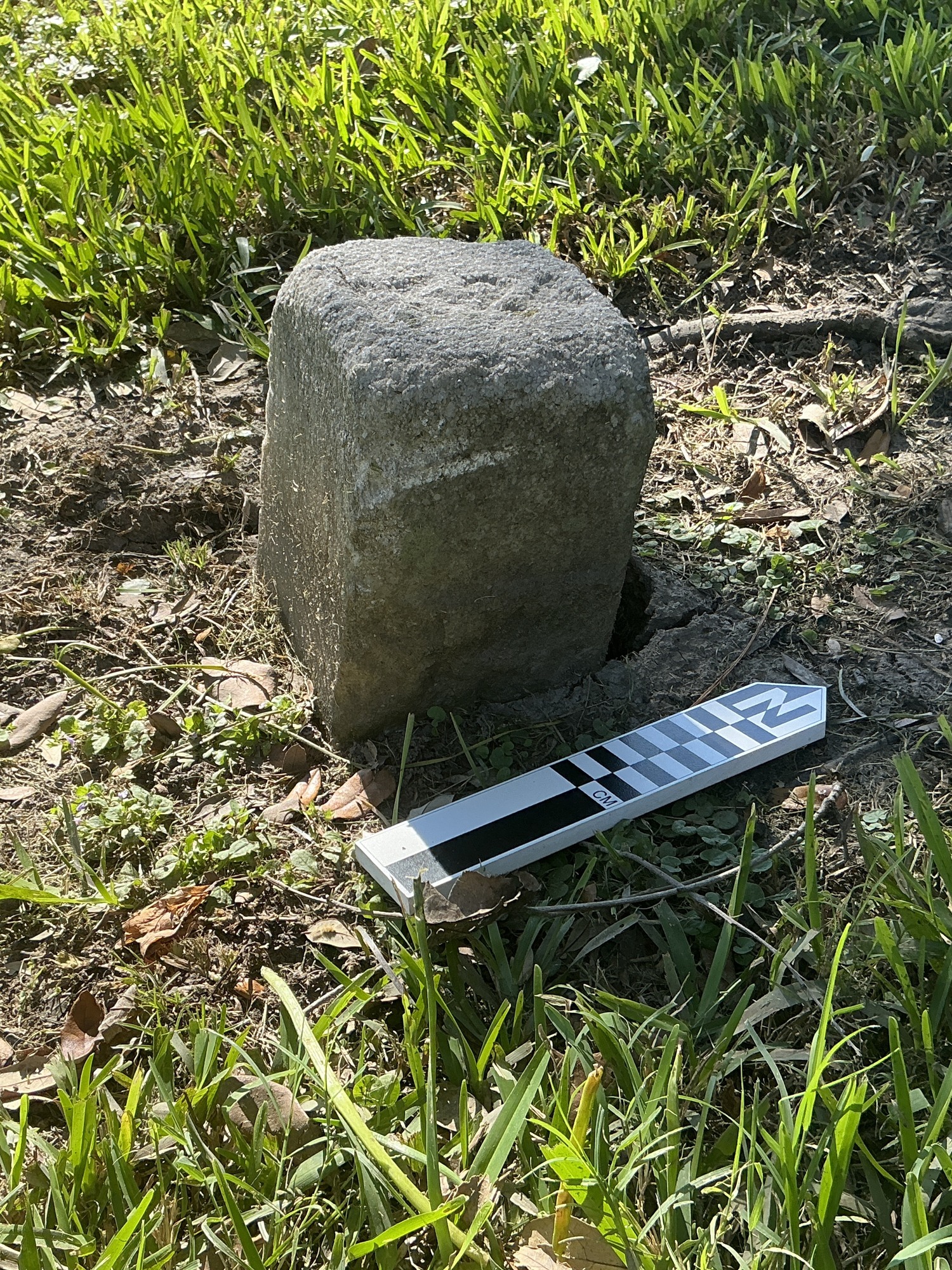 Extra image of flat marble marker