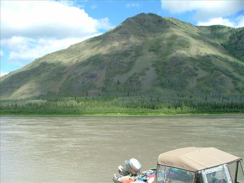 18 Yukon-Charley Rivers National Preserve Peregrine Falcon Survey July 2006