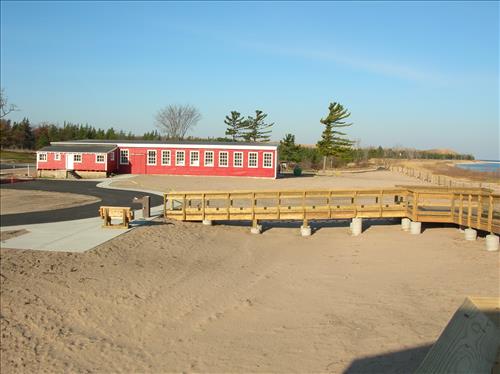 SLBE Glen Haven Aloha Fishing Tug Viewing Platform