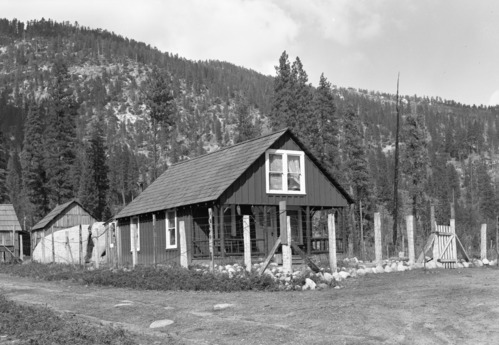 New houses on Section 35 at Wawona.