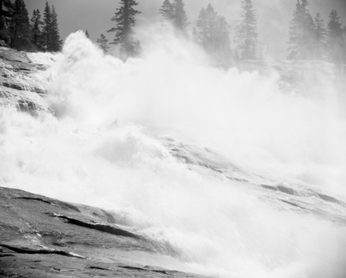 Upper section of Waterwheel Falls near Glen Aulin.