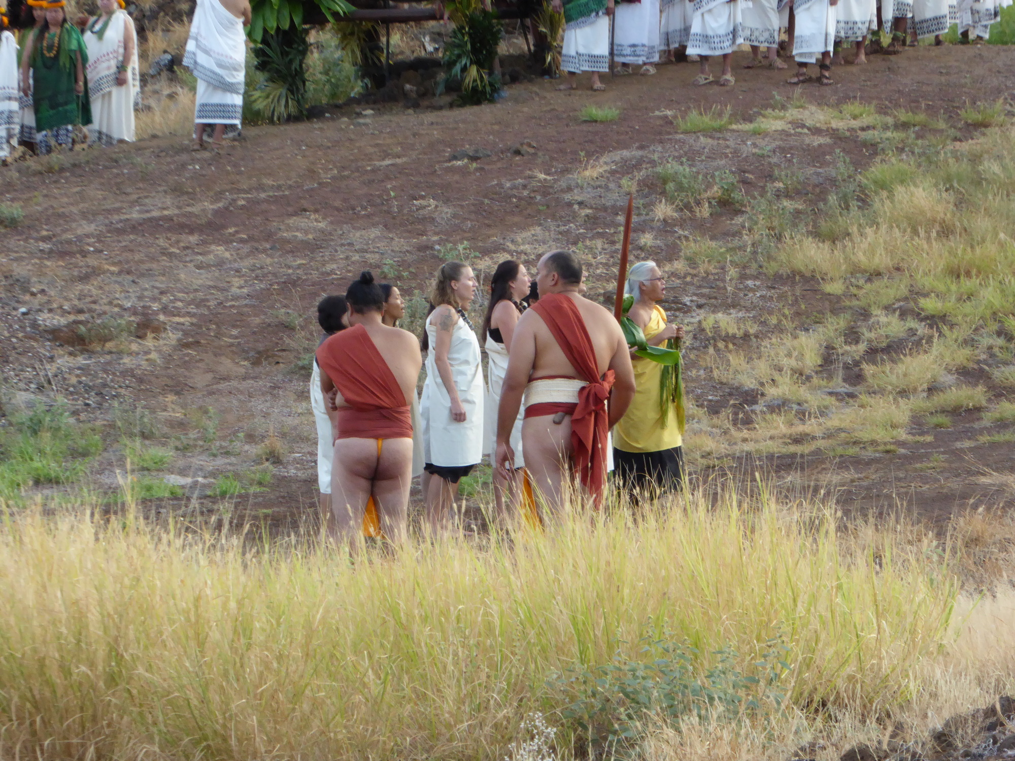 Group chanting before presenting their offering to the chief.