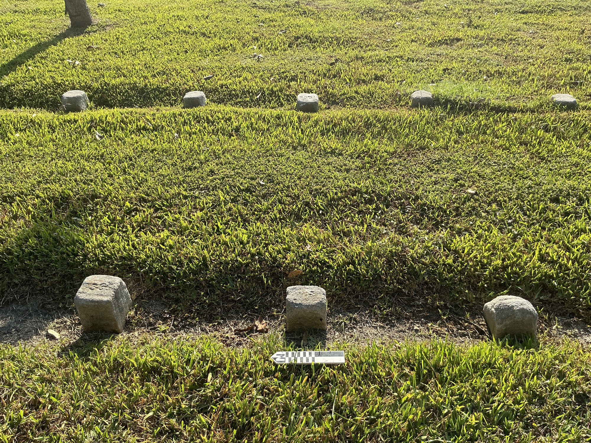 Extra image of flat marble marker