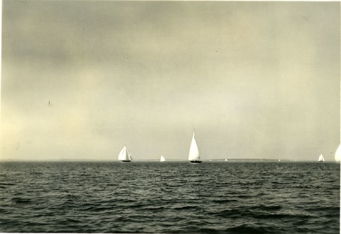 BLUE HILL REGATTA - BOATS RETURNING