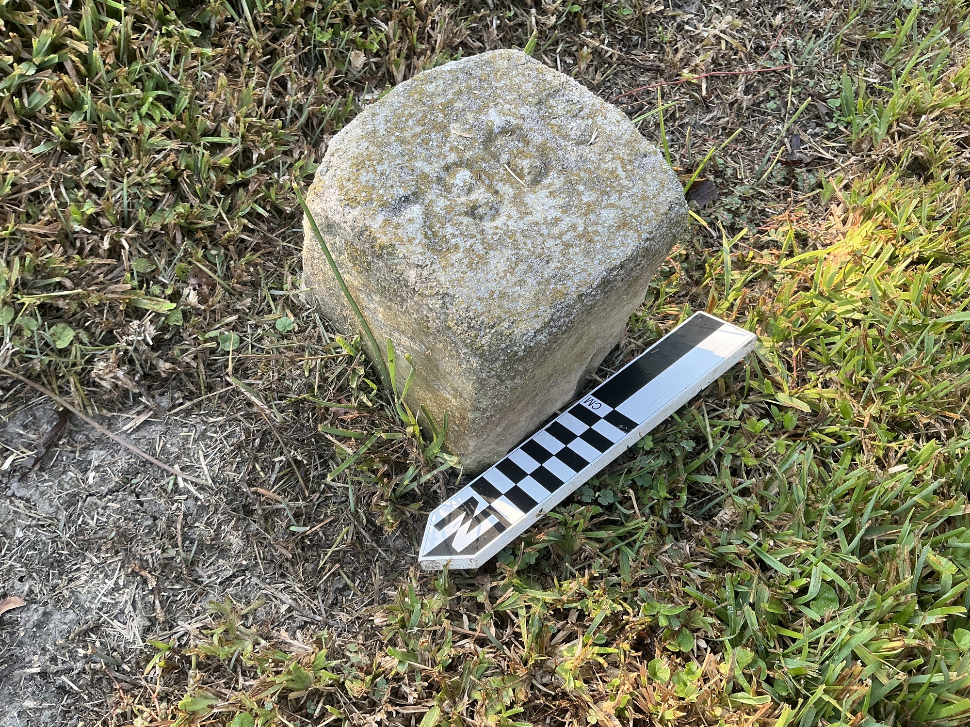 Extra image of flat marble marker