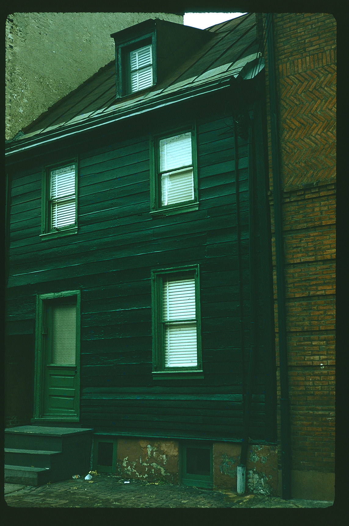 Frame House 123 Queen Street