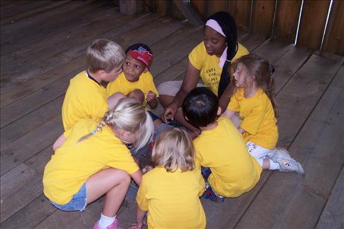 CVEEC Junior Ranger Program, Little Sprouts, Digging for Seeds