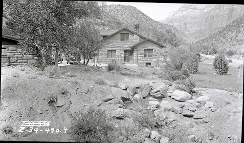 Superintendent's residence and garage, Building 1.