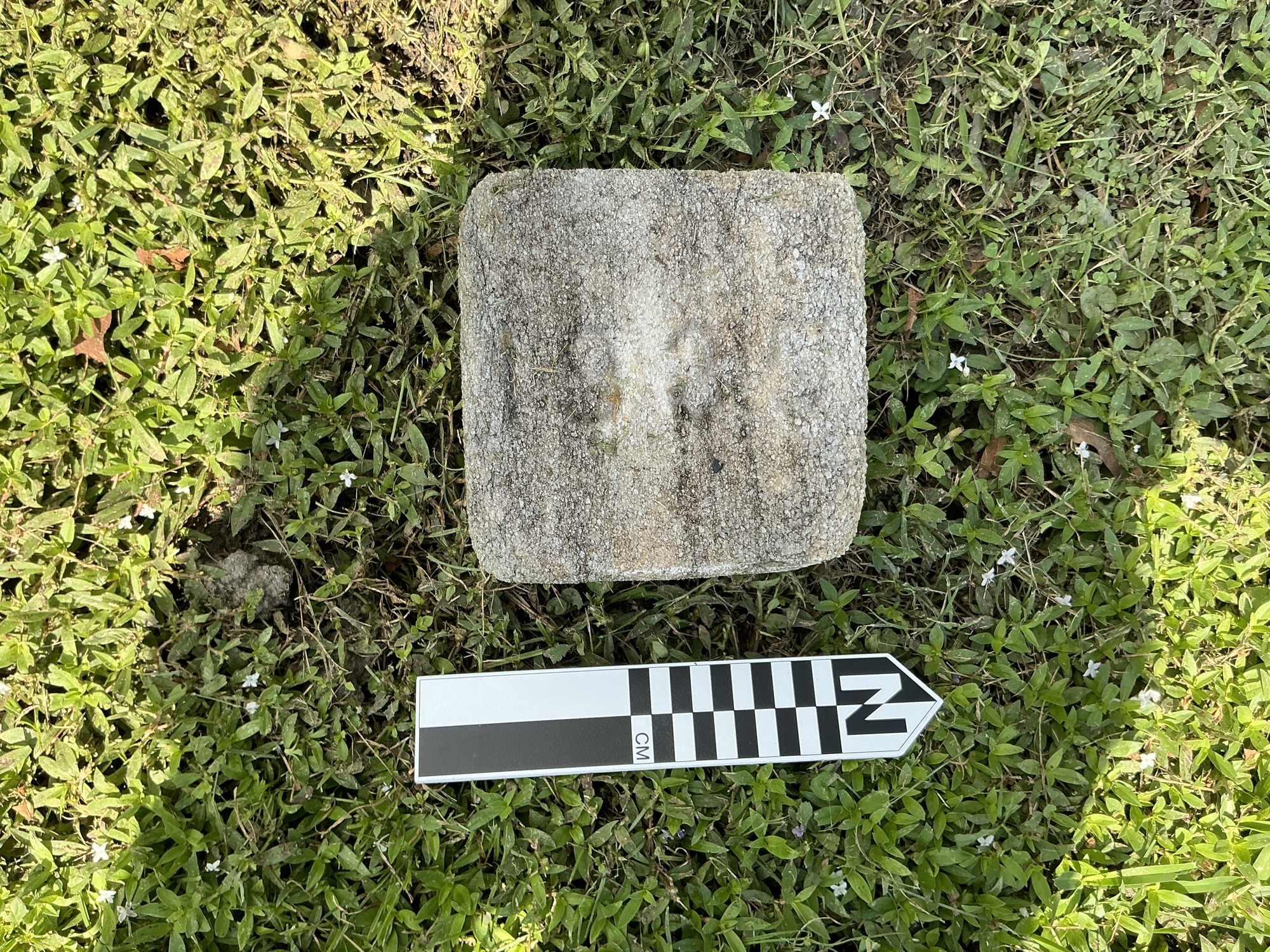 Extra image of flat marble marker