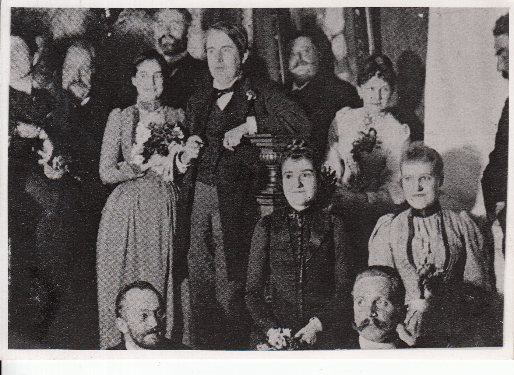 Mina Edison, Thomas Edison, Marion Edison, Grace Miller, and others at home of Mr. Mamroth.