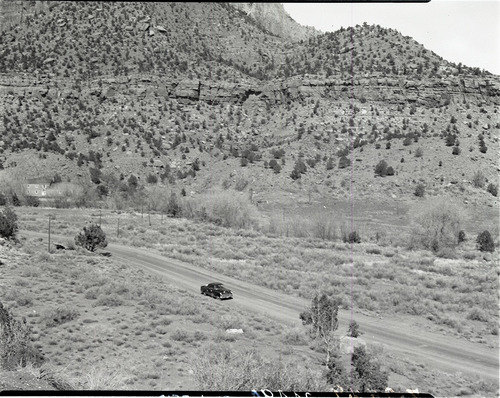 Park road at intersection of Oak Creek Road and main park road (State Route 9).