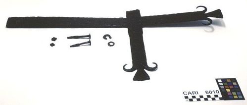CARI    6010 -- Marker, Grave --cross