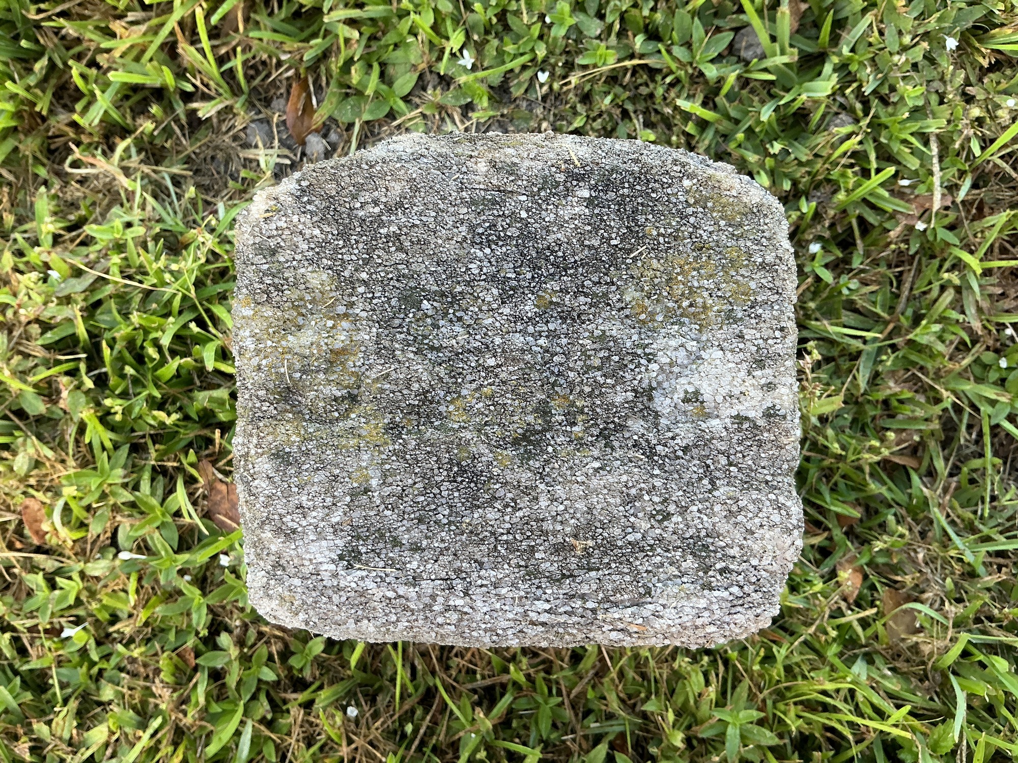 Top of flat marble marker
