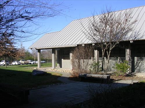 Headquarters building rear at Blue Ridge Parkway in November 2009