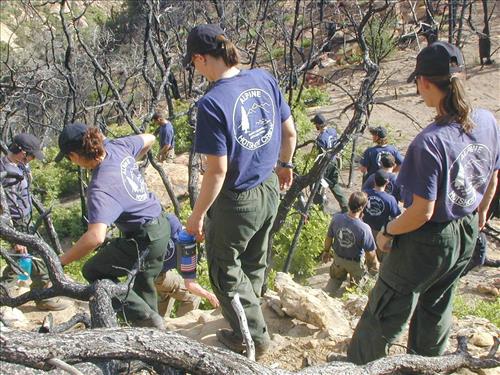 Alpine Hot Shots firefighting crew visit Mug House cliff dwelling, Mesa Verde National Park