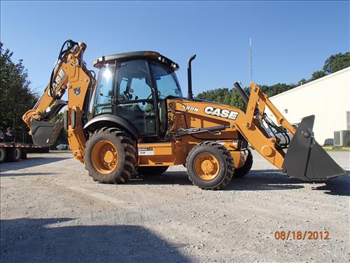 New Case Backhoe arrived at Big South Fork NRRA on August 20, 2012.