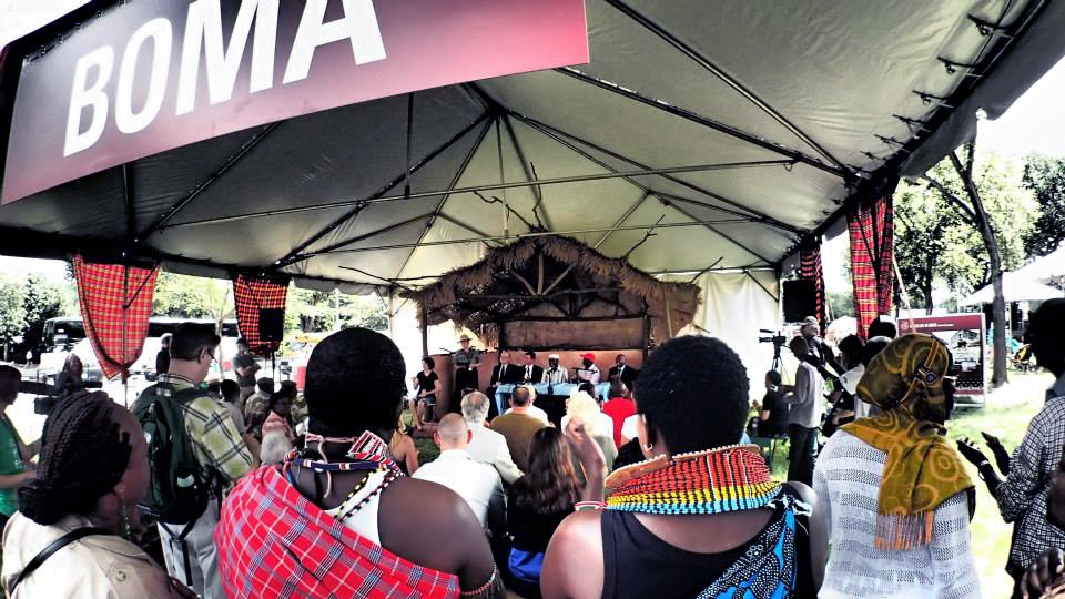 closer look at the audience attending the agreement signing