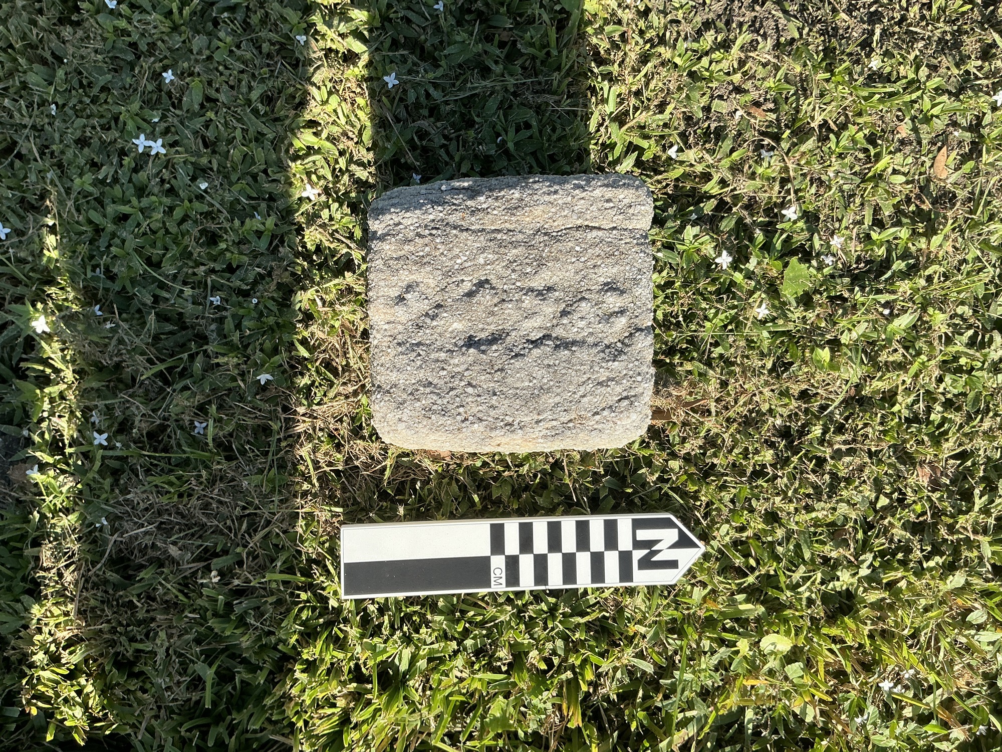 Extra image of flat marble marker