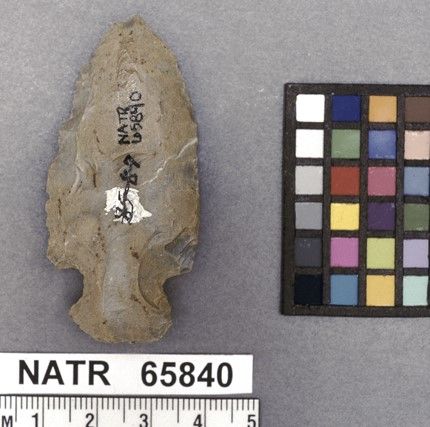 NATR   65840 -- Table Rock Cluster projectile point