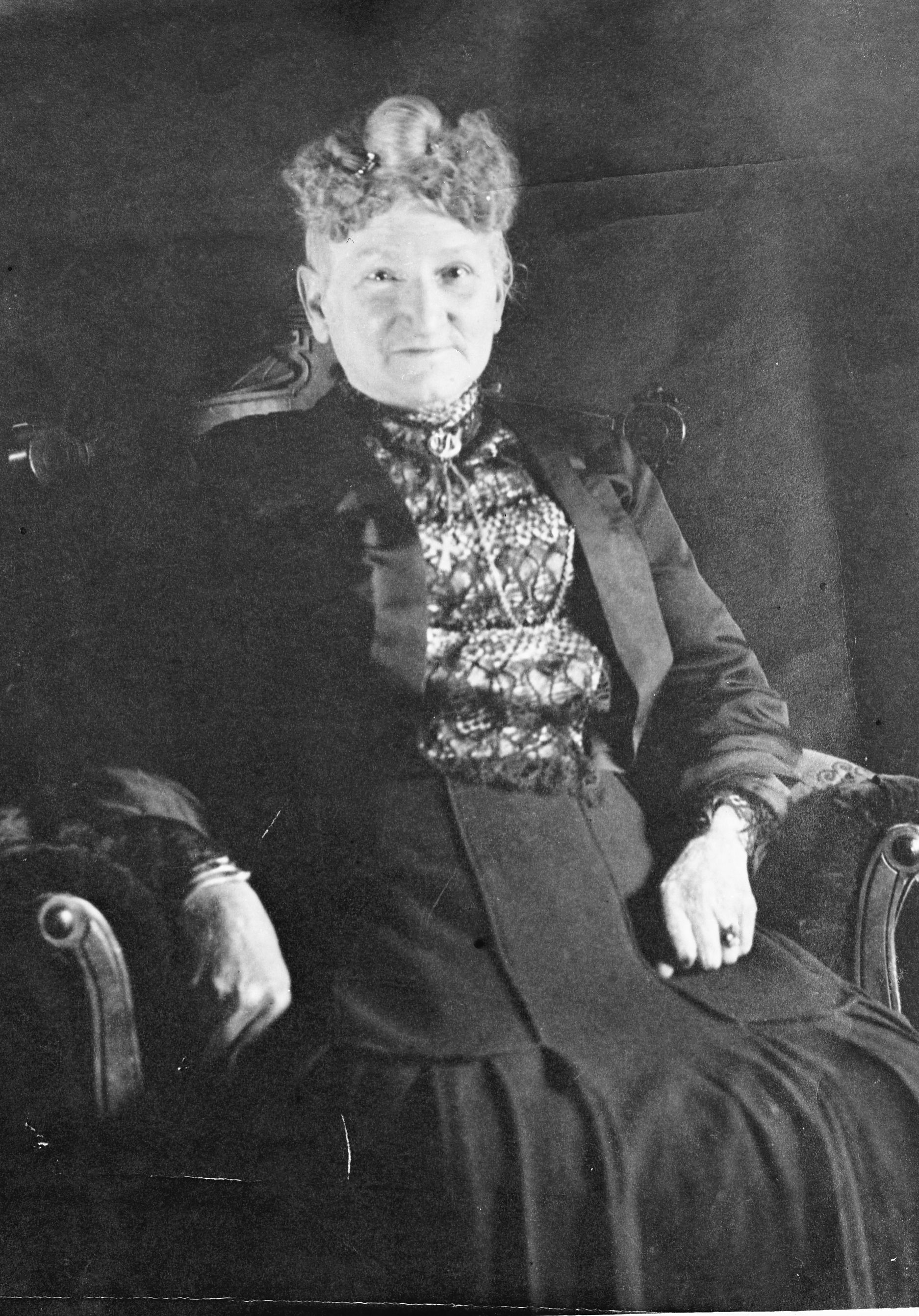 Mrs. Bruce was the mother of: Harriet Bruce, Al H. Bruce, J. C. Bruce, Jeanie Bruce, Wm. Wallace Bruce, Robert Ingersoll Bruce, Edward Washburn Bruce. Original the property of Hattie Harris (Harriet). copied from all portrait