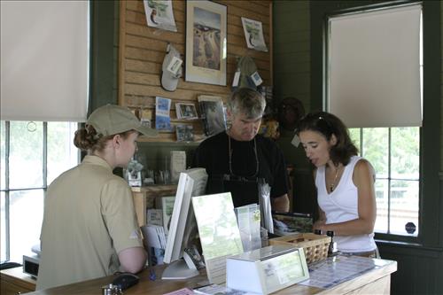 SCA With Visitors Inside Peninsula Depot