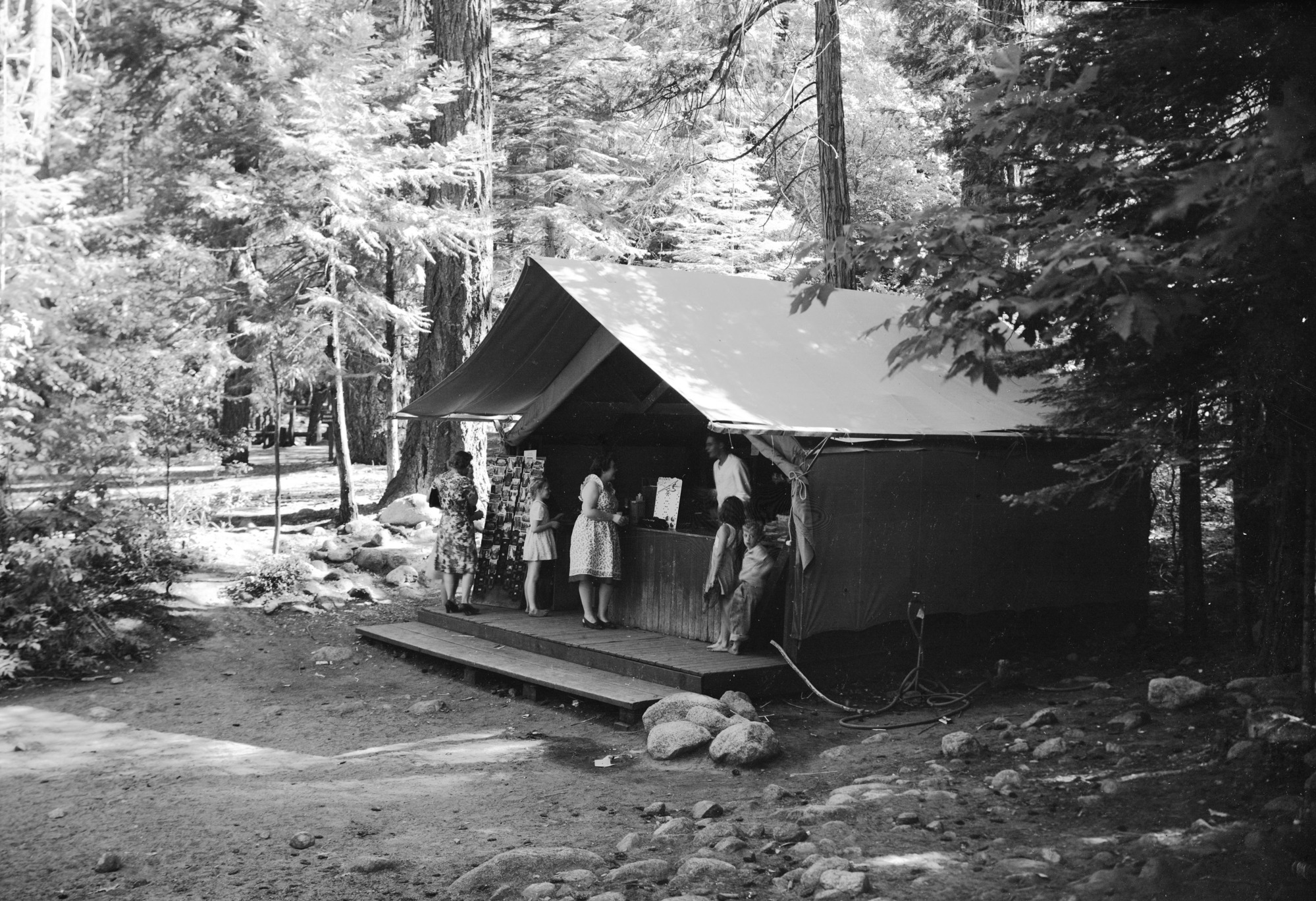 Happy Isles Refreshment Stand.