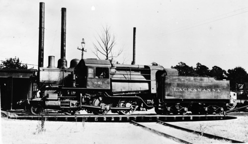 Delaware, Lackawanna & Western no. 0581 [2-6-0]