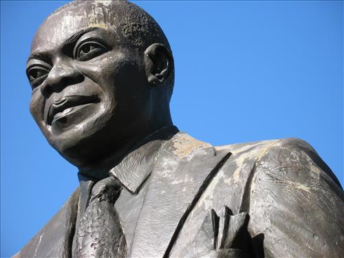 Louis Armstrong Statue; March 2008