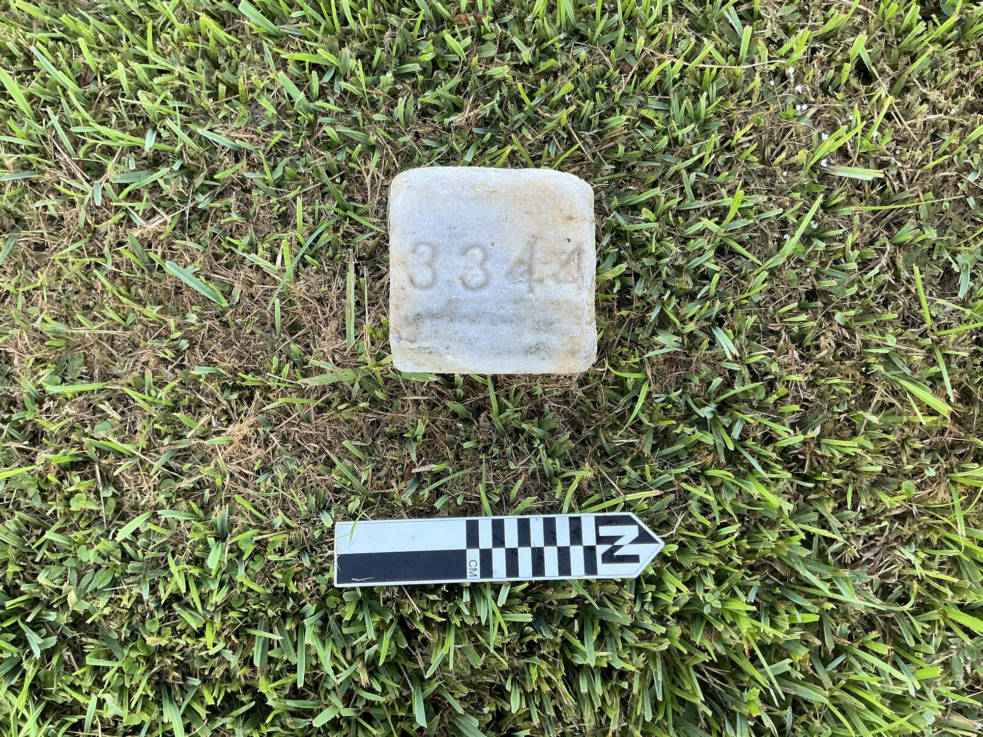 Extra image of flat marble marker