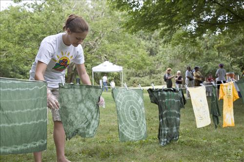 Get Up, Get Out & Go! finale, tie-dying 2