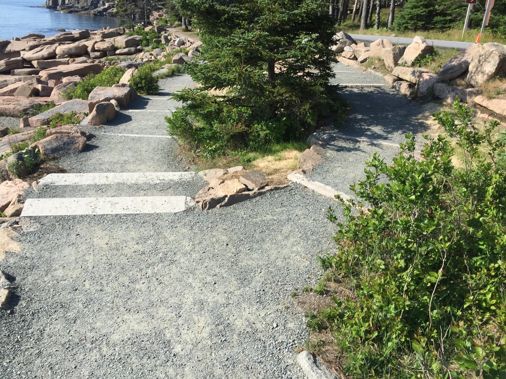 Ocean Path, small side path to the paved road