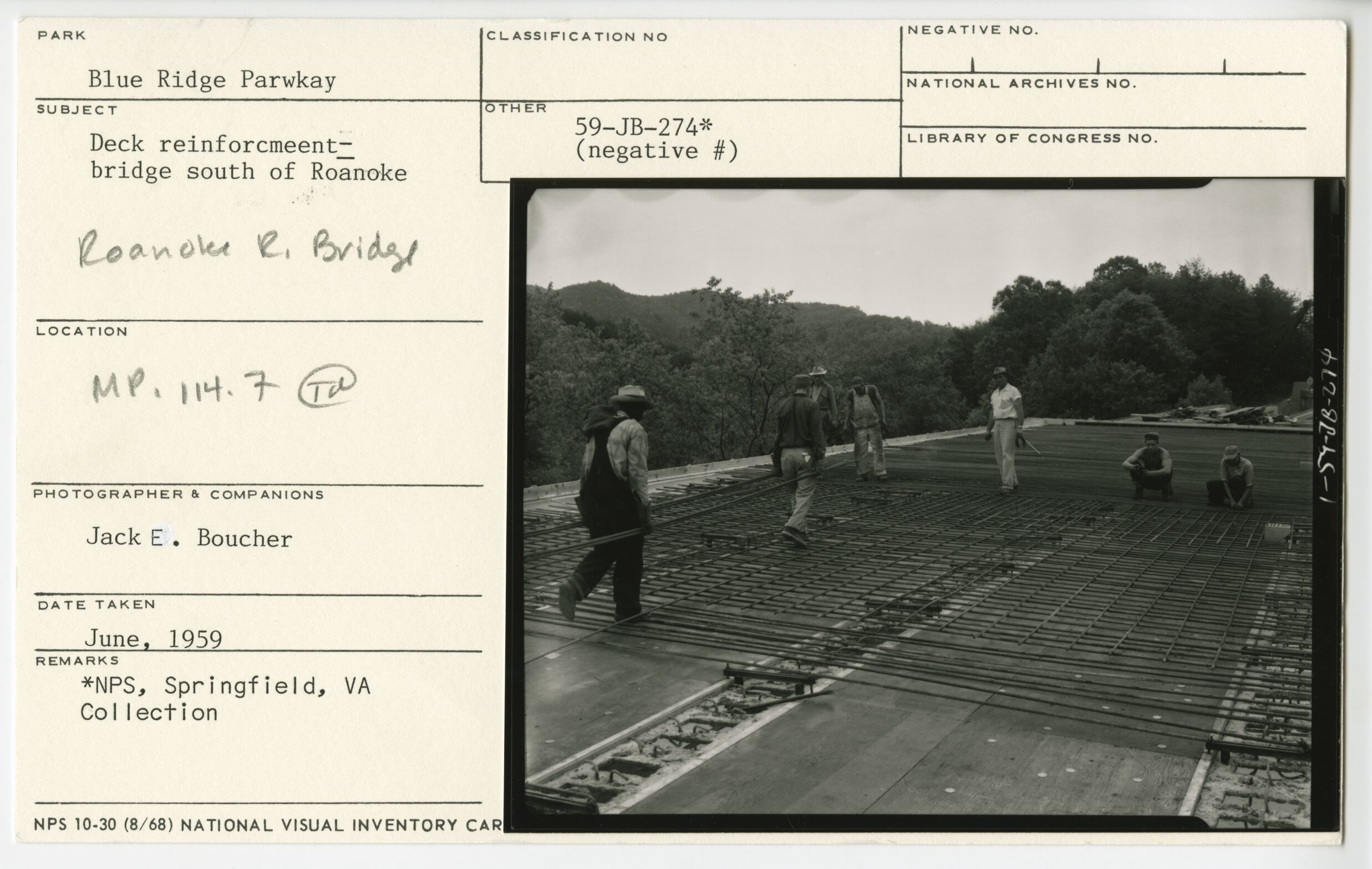 Men on deck reinforcement of Roanoke River Bridge