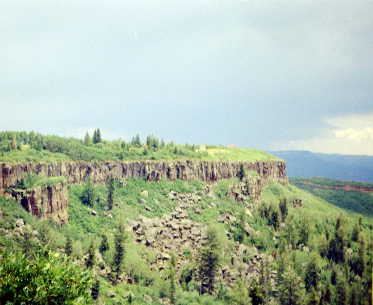 Color Photos of Zion Canyon.