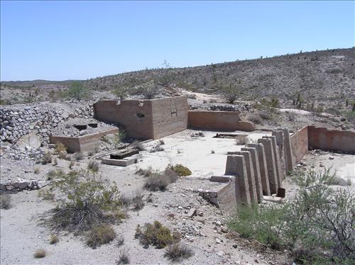 Leiser Ray Mine, an abandoned mine with 3 mill sites.