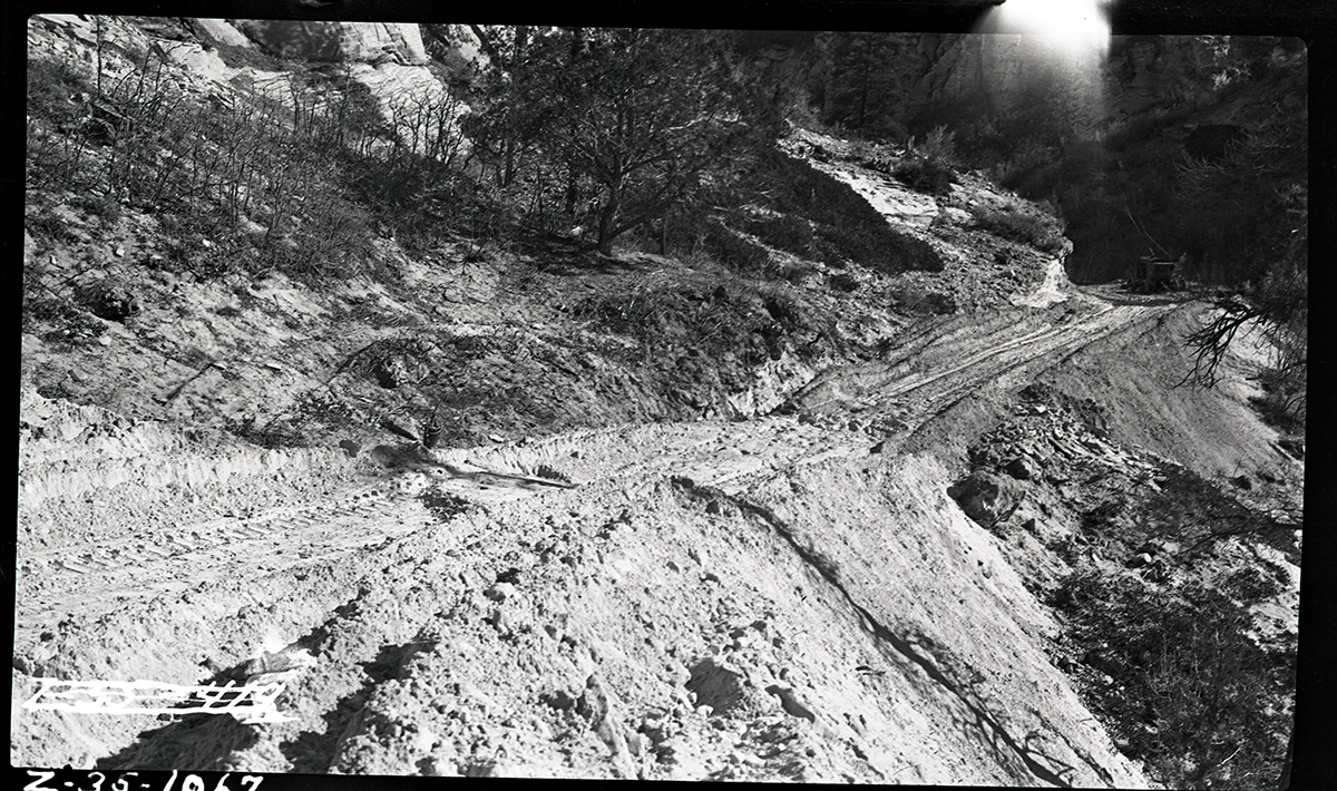 East Rim Trail under construction along the edge of the white cliffs.