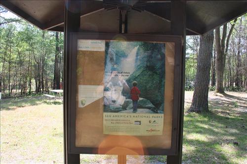 Visitor Center Picnic Area of Horseshoe Bend NMP in 2007