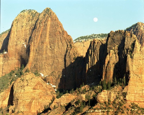 Color Photos of the Kolob Finger Canyons.