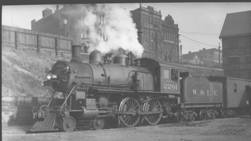 Wheeling & Lake Erie no. 2201 [4-4-0]