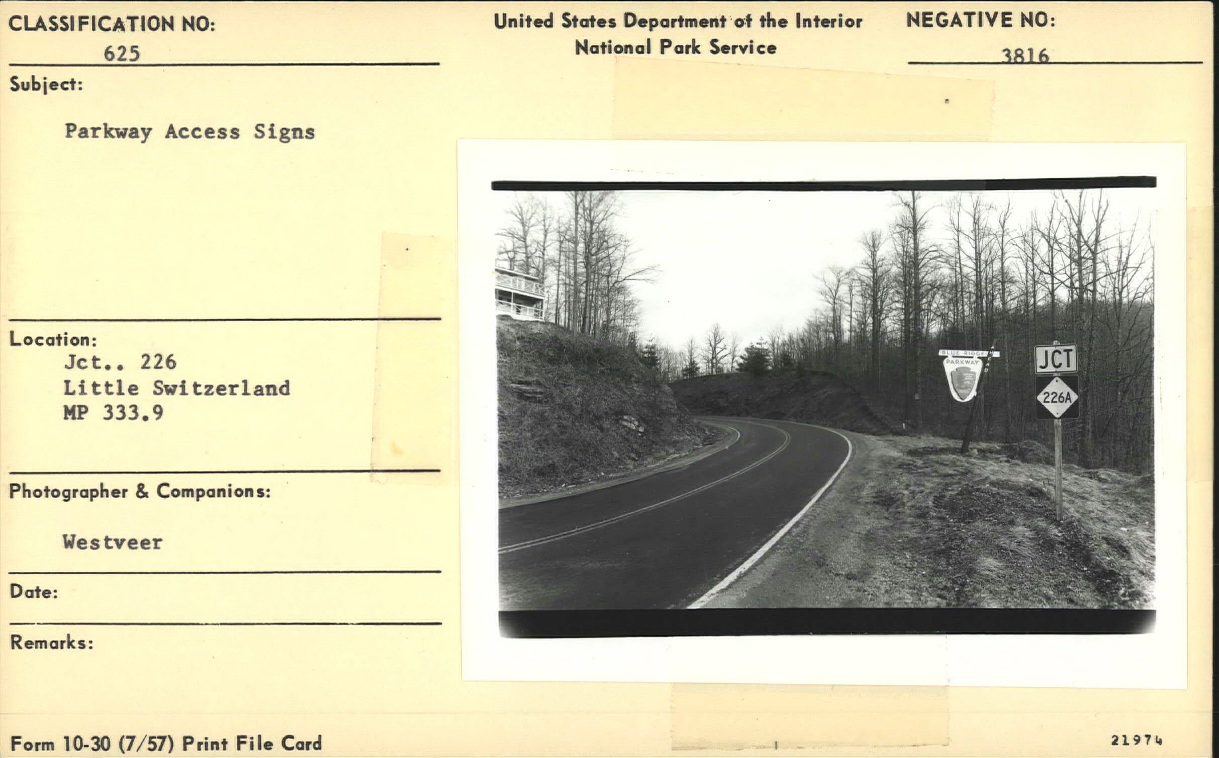 Parkway junction signs