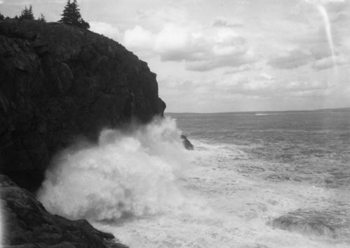 Surf at Great Head ; (Second Series) ; Sept 17, 1932 5 Films