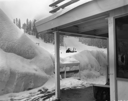 Heavy winter. Badger Pass Ski Lodge, Poarch and No. 4 ski lift.